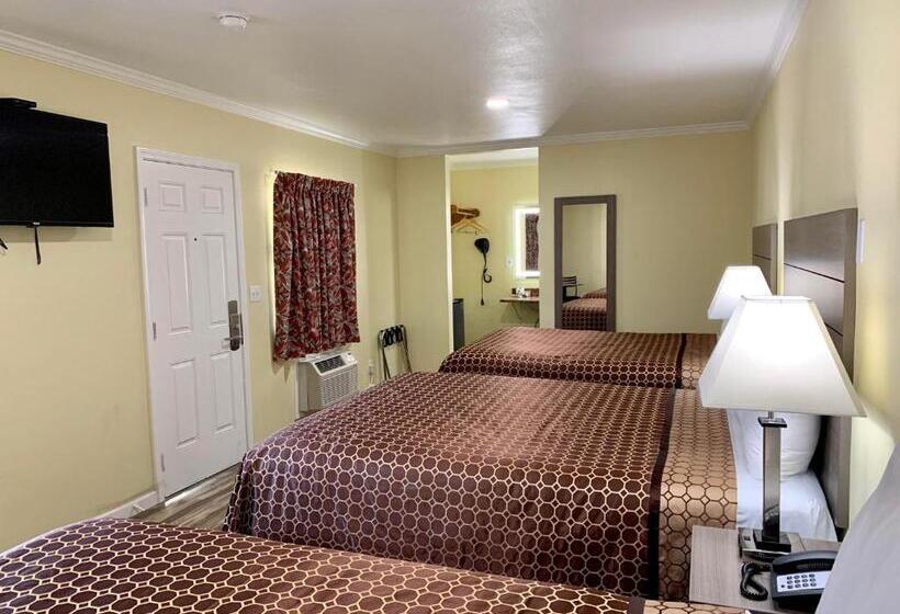 标准三人间, Central Coast Inn  Cayucos