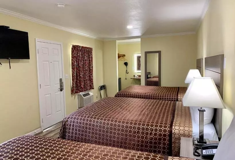Standard Kolmen Hengen Huone, Central Coast Inn  Cayucos