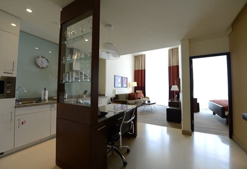 스위트 도시 전망, Staybridge Suites Beirut, An Ihg