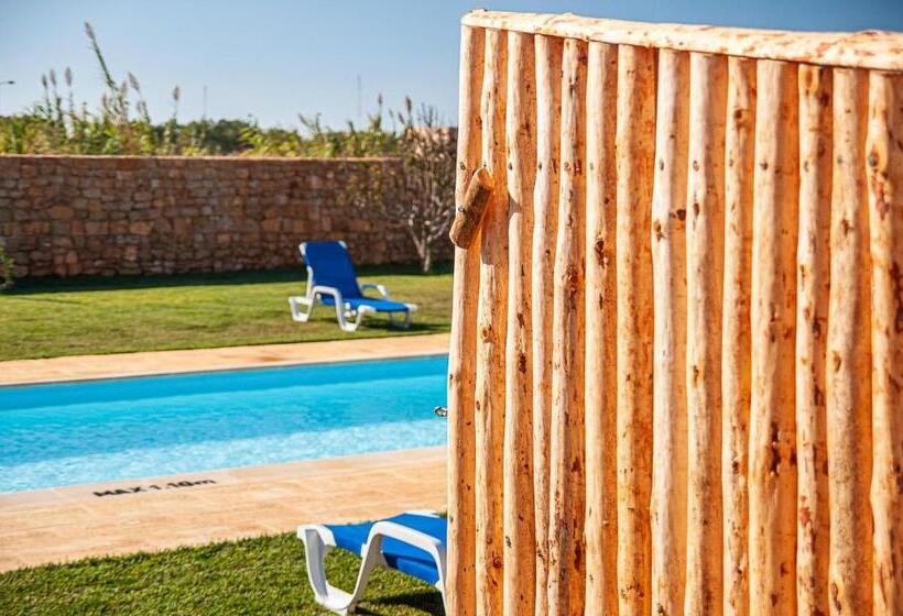 2 Bedroom Apartment with Views, Tonel Apartamentos Turisticos