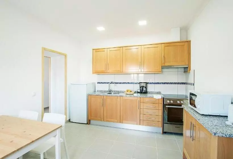 اتاق استاندارد با سرویس بهداشتی مشترک, Tonel Apartamentos Turisticos