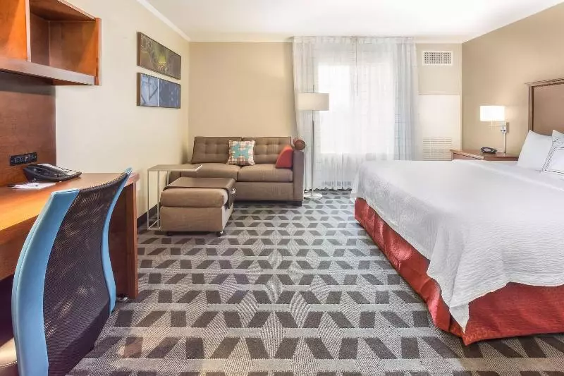 キングサイドベッドのスタンダードワンルーム, Towneplace Suites Tucson Airport