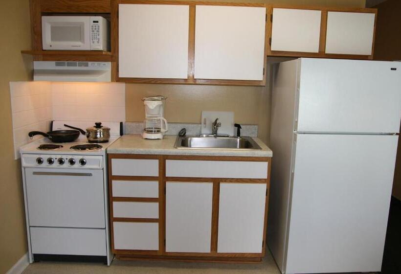 基本间, Affordable Suites Wilson