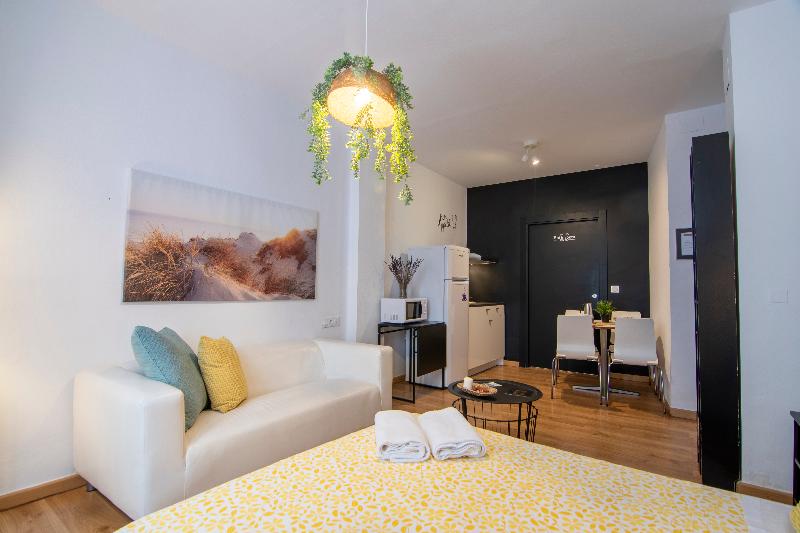 استودیوی استاندارد, Casa Montalbán Apartamentos Turísticos