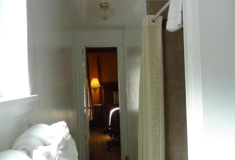 스탠다드 트리플 룸, Alpine Inn & Spa