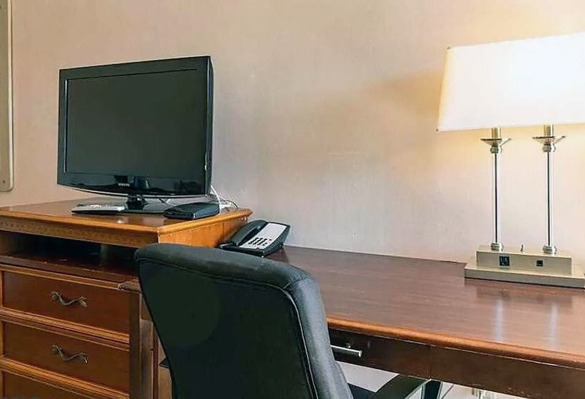 Номер Стандарт 2 Двуспальные Кровати, Best Travel Inn Philipsburg