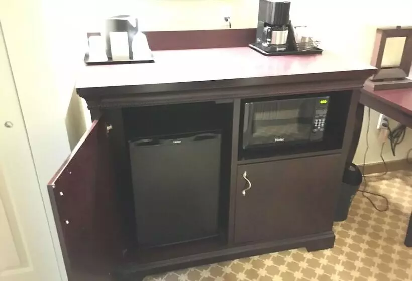 身障者適用スイートルーム, Country Inn & Suites By Radisson, Port Orangedaytona, Fl