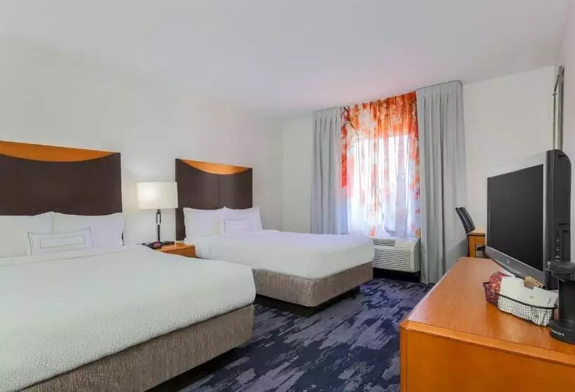２ダブルベッドのスタンダードルーム, Fairfield Inn & Suites By Marriott Mahwah