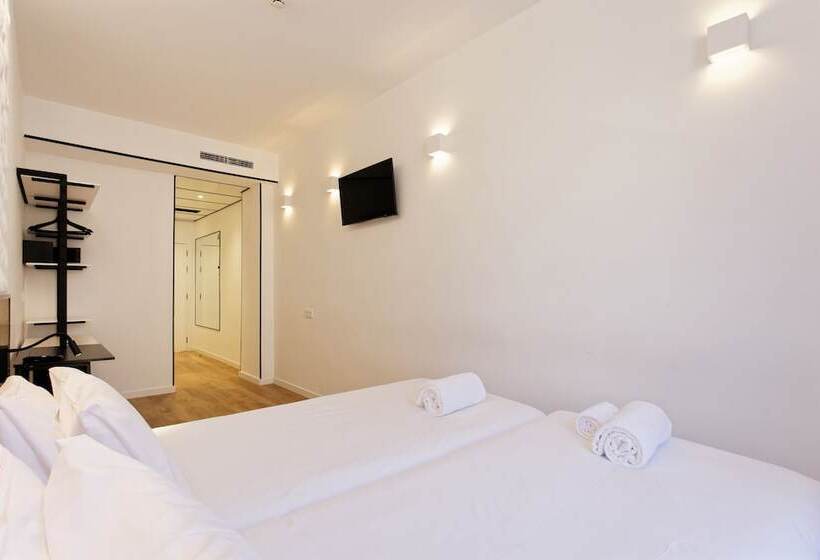 Номер Стандарт Вид на Город, Green House