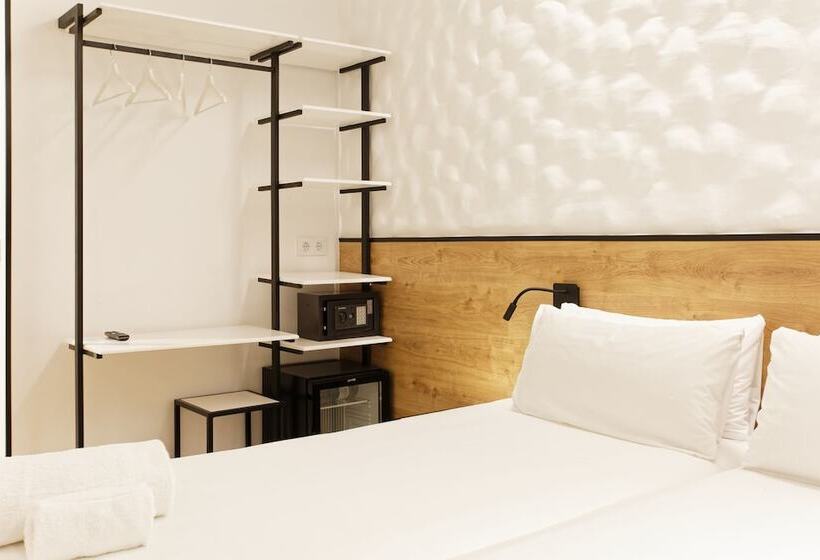 Четырехместный Номер Стандарт, Green House