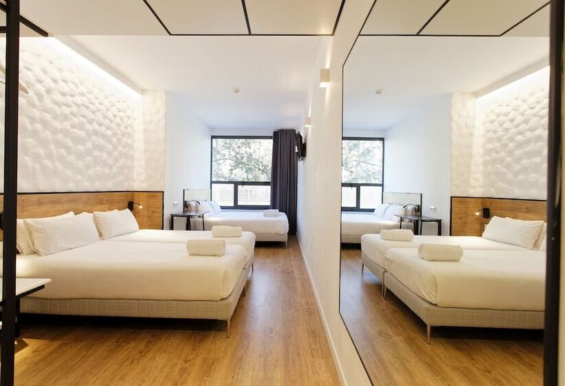 Четырехместный Номер Стандарт, Green House