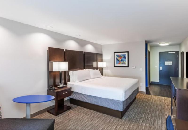 장애인을 위한 킹사이즈 침대 스탠다드 룸, Holiday Inn Express & Suites Austin Nw   Lakeway By Ihg