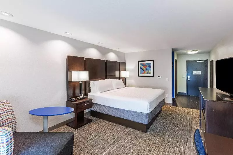 キングサイズベッドのスタンダードルーム, Holiday Inn Express & Suites Austin Nw Lakeway By Ihg