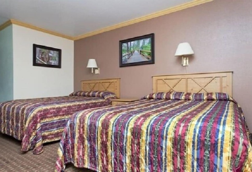 스탠다드 룸 더블 침대 2개, National 9 Inn Placerville