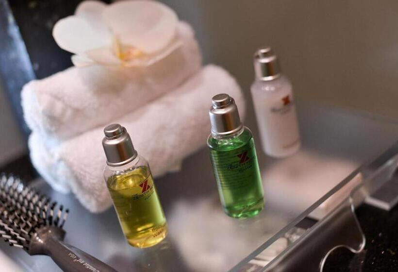 סוויטה משפחתית, Zenith Kuantan