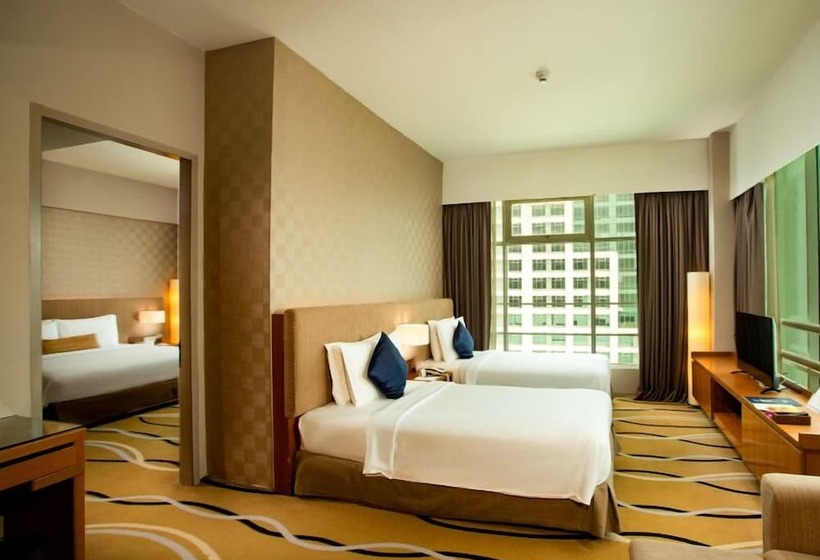 סוויטה משפחתית, Zenith Kuantan