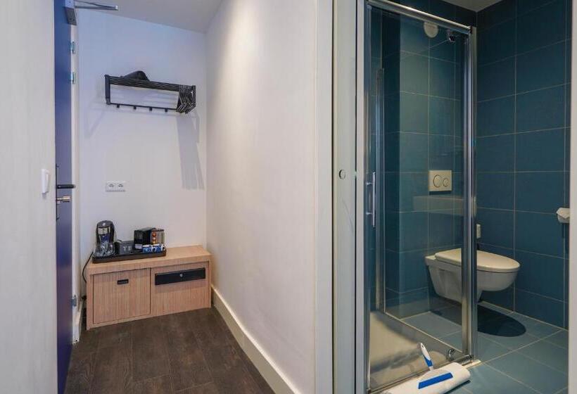 اتاق استاندارد, Amistad