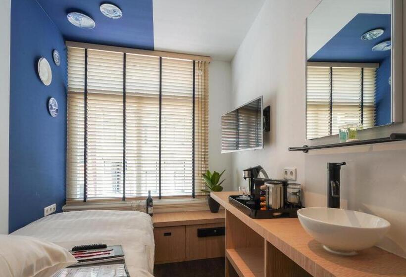 اتاق استاندارد یک نفره, Amistad