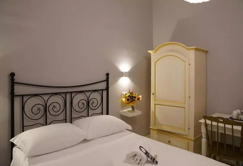 اتاق استاندارد یک نفره, Affittacamere Alba