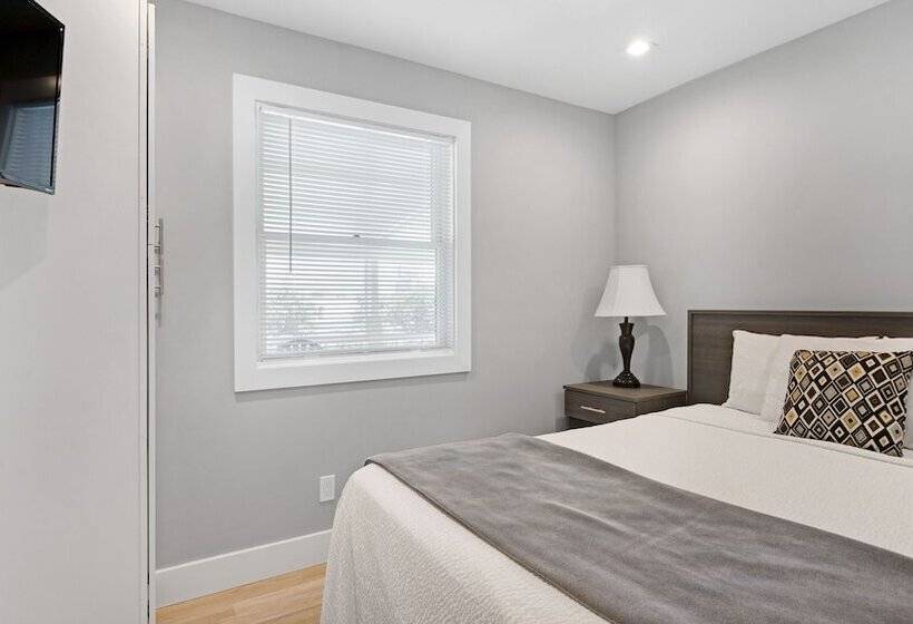 标准间, A Wave Inn