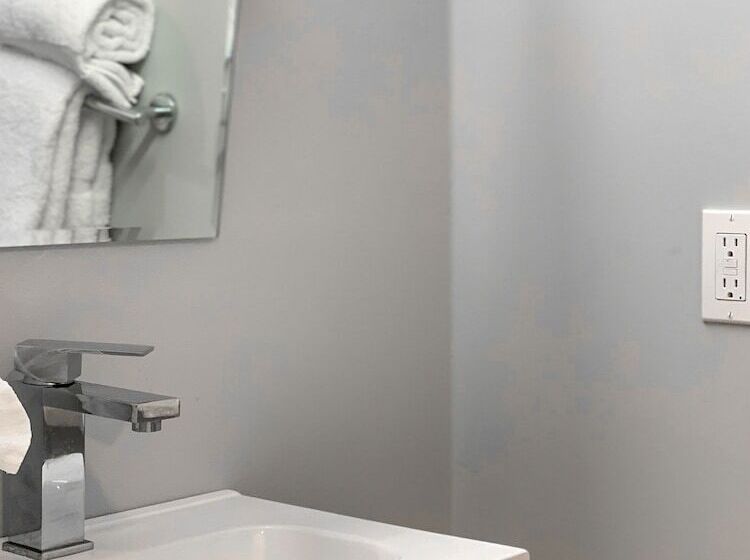 标准间, A Wave Inn