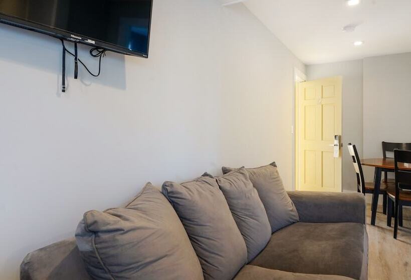 标准间, A Wave Inn