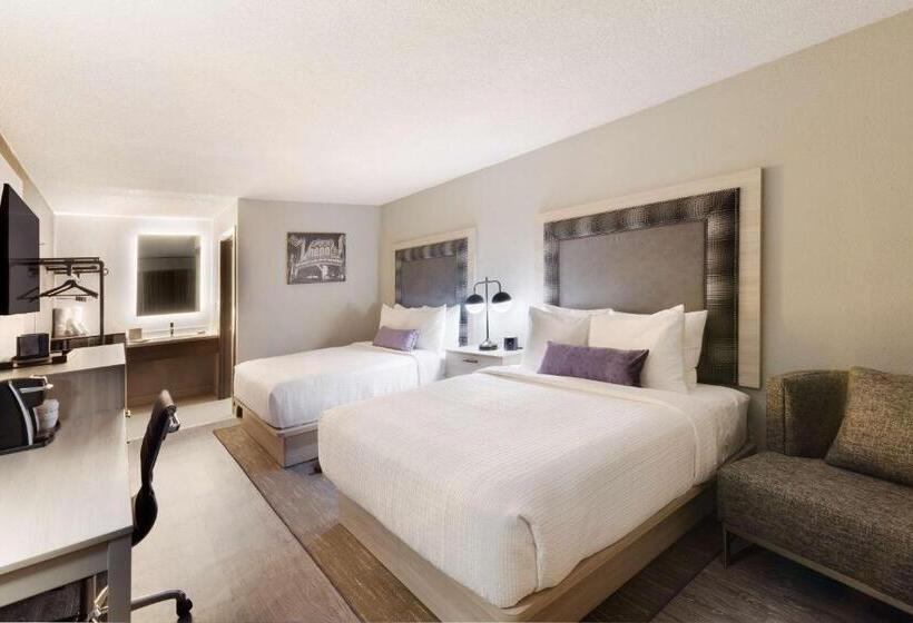 Standart Oda, Aiden By Best Western South Reno