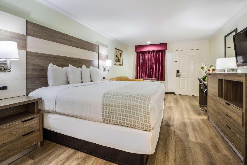 غرفة قياسية سرير كينج لذوى الإحتياجات الخاصة, Americas Best Value Inn Columbus