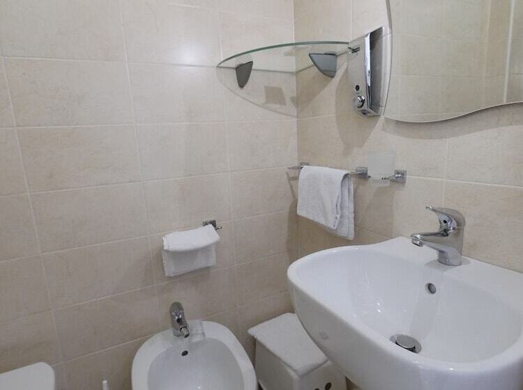 اتاق استاندارد یک نفره, Careggi