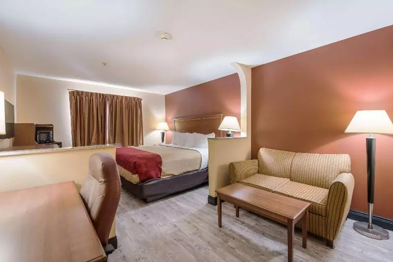 キングサイズベッドのスタンダードルーム, Econo Lodge Inn & Suites Little Rock Sw