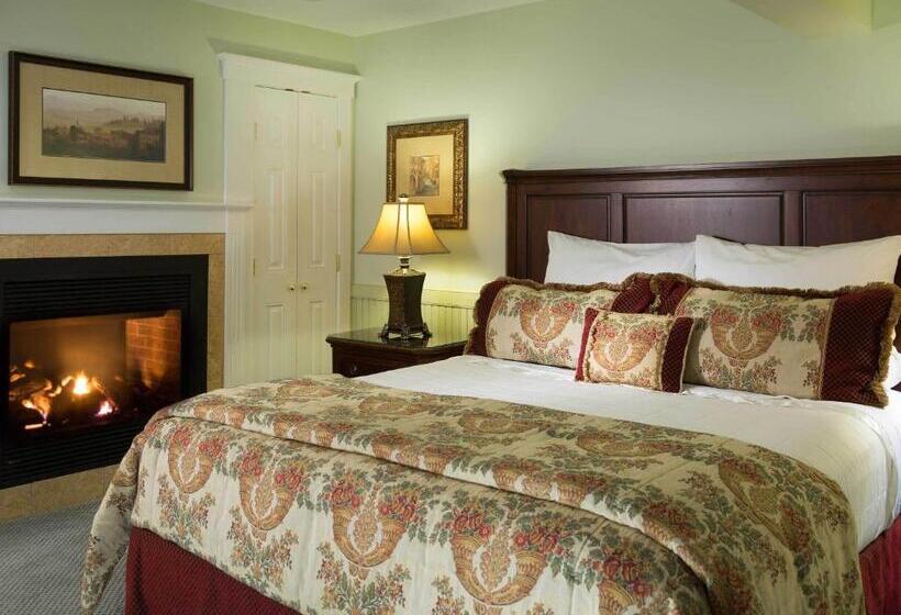 带大床的套房, Grand Harbor Inn