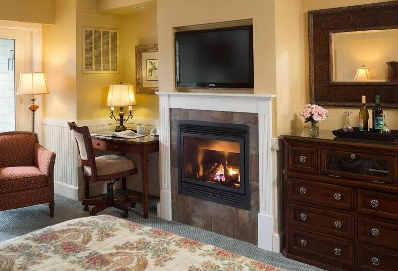 Номер Deluxe Кровать Кинг с Видом, Grand Harbor Inn