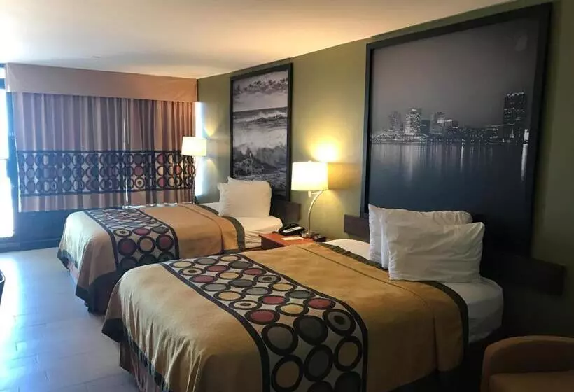 プールの見えるデラックスルーム, Aqua Vista Resort