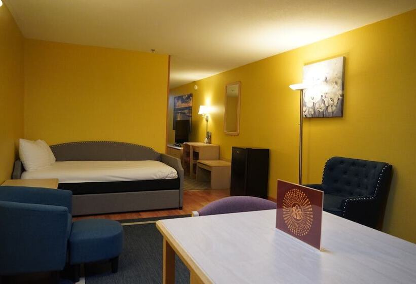 جناح عائلي, Timberland Inn & Suites