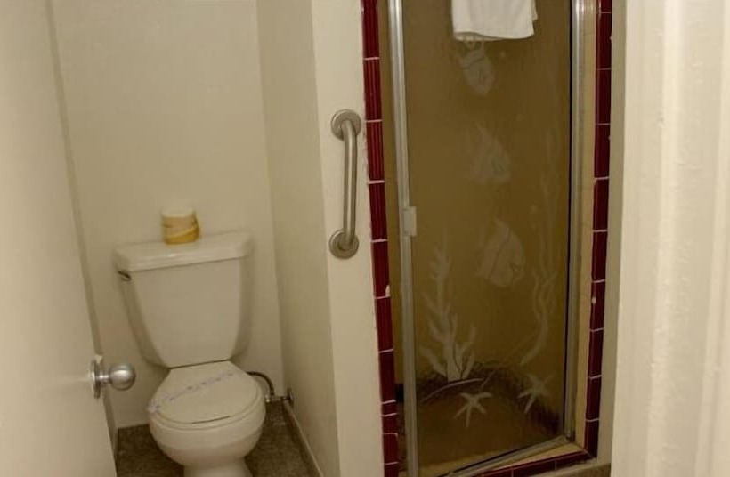 Номер Стандарт, King's Rest Motel