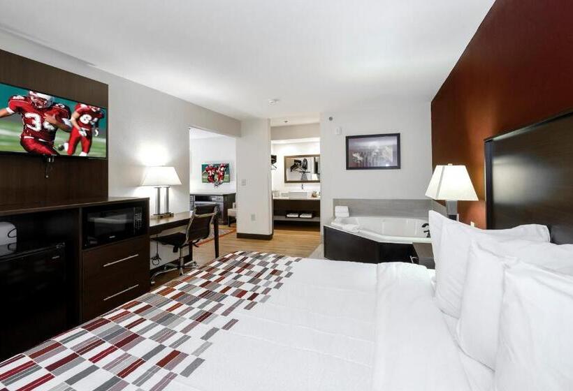 جناح سرير كينج, Red Roof Inn Helen