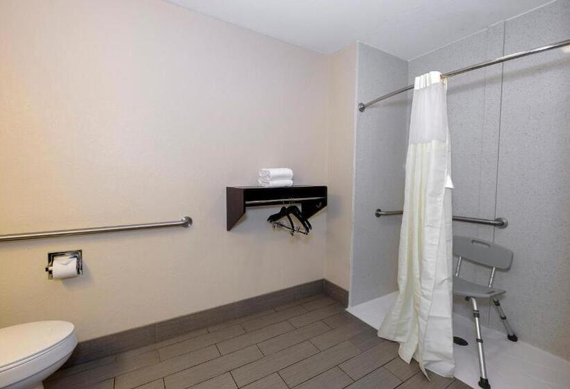 غرفة سوبيريور لذوى الاحتياجات الخاصة, Red Roof Inn Helen