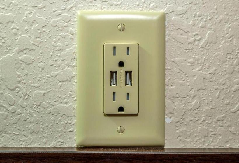 غرفة سوبيريور لذوى الاحتياجات الخاصة, Red Roof Inn Helen