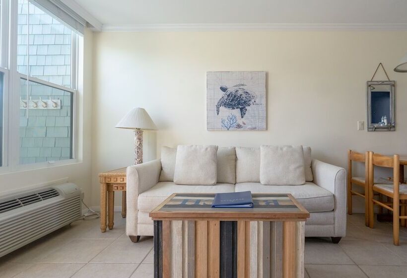 带1个卧室的带海景的公寓, The Surf Club