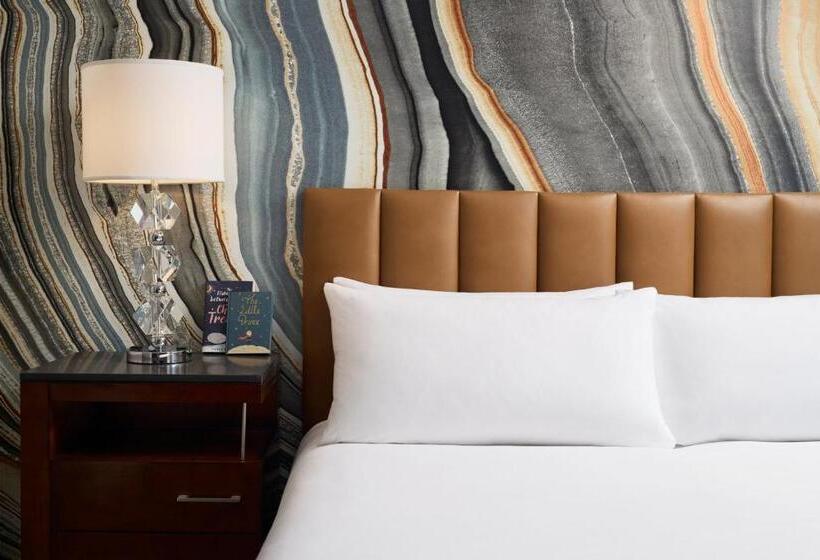 Студия Стандарт, Archer Hotel Falls Church