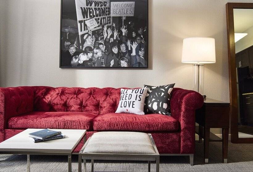 Номер Стандарт, Archer Hotel Falls Church