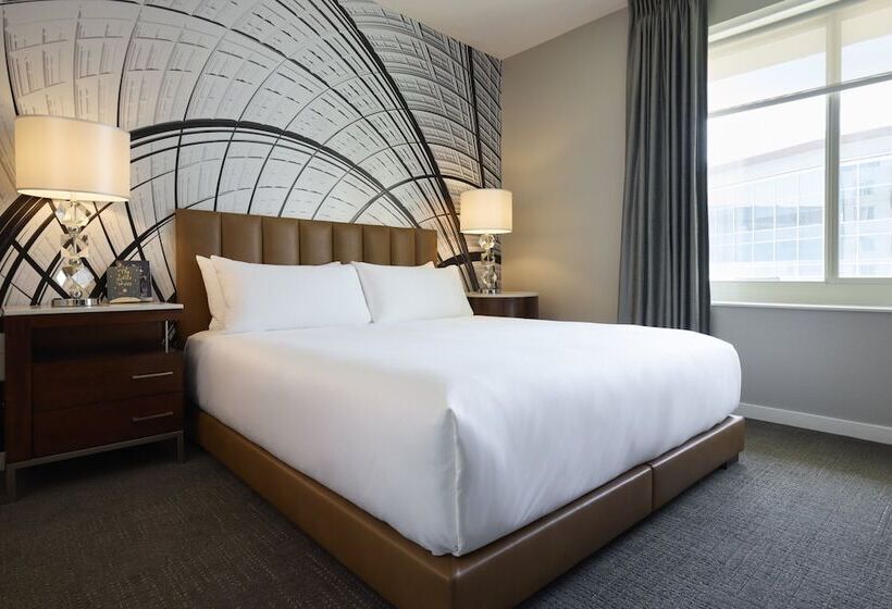 Номер Стандарт, Archer Hotel Falls Church