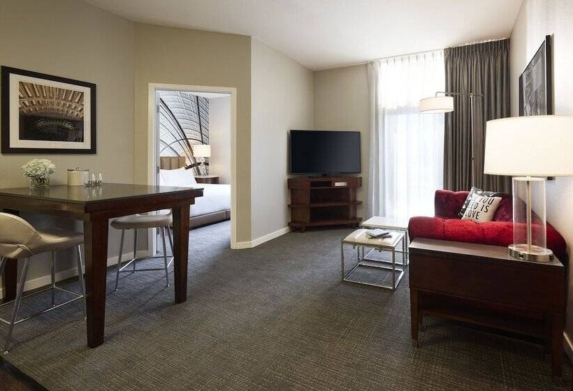 Номер Стандарт, Archer Hotel Falls Church