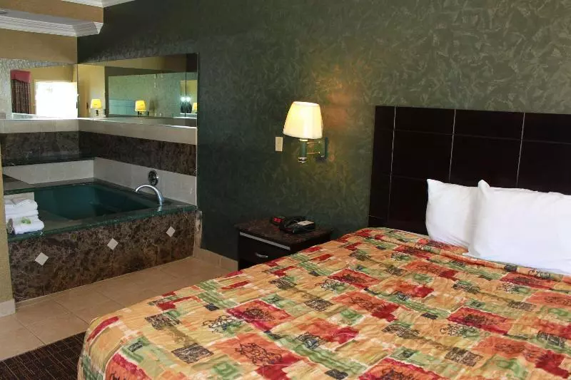 キングサイズベッドのスタンダードルーム, Crystal Inn Suites & Spas