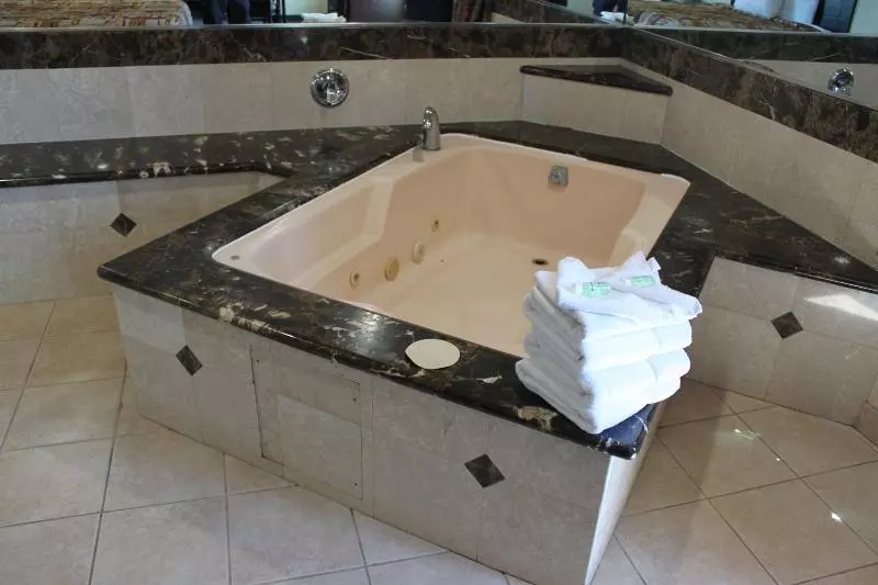 キングサイズベッドのスタンダードルーム, Crystal Inn Suites & Spas