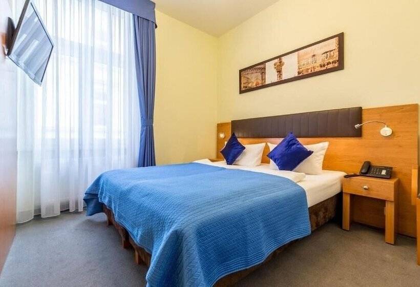 חדר סטנדרט לשלושה, Expo Frankfurt City Centre