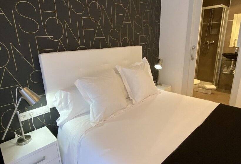 Номер Стандарт, Hostal Somnis
