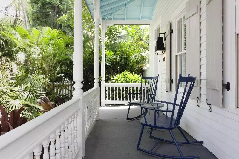 キングサイズベッドのスタンダードルーム, Ridley House - Key West Historic Inns