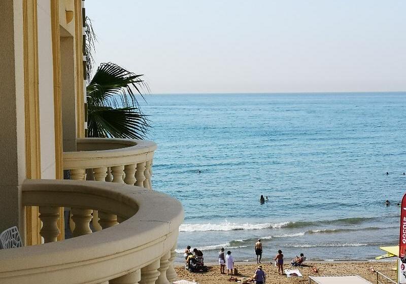 סטודיו סטנדרטי נוף לים, Pantai Inn