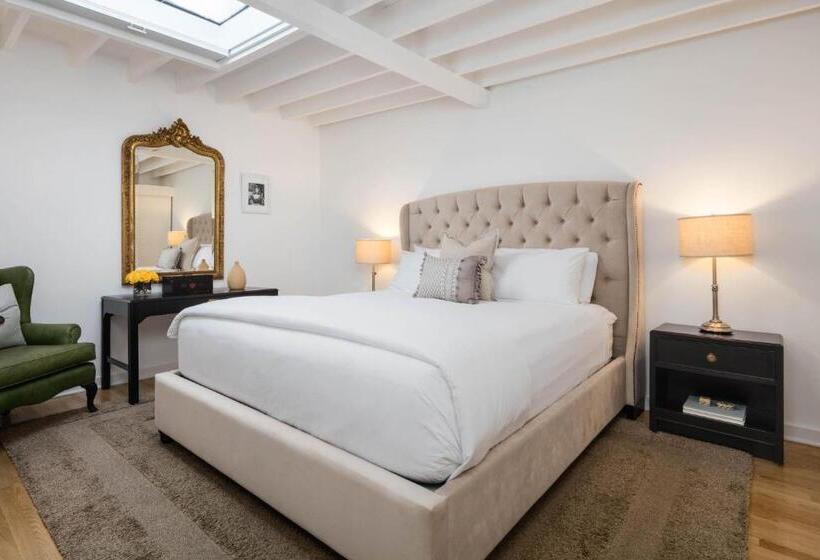 １ベッドルームのデラックスアパートメント, The Charlie West Hollywood